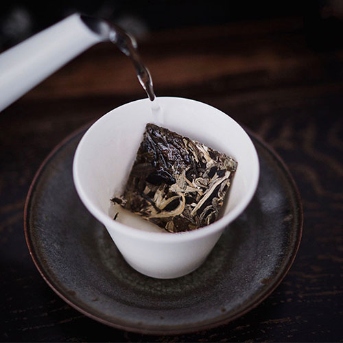 Moonlight Beauty White Tea